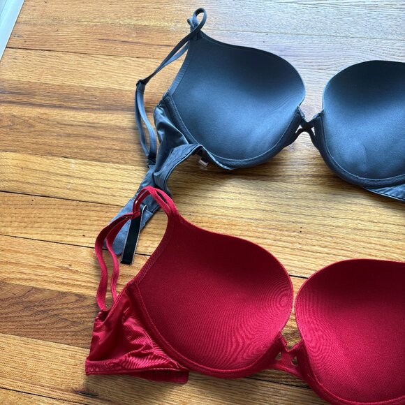 Bundle of 2 Victoria's Secret Very Sexy Push Up Bras- Red and Gray - Picture 8 of 10